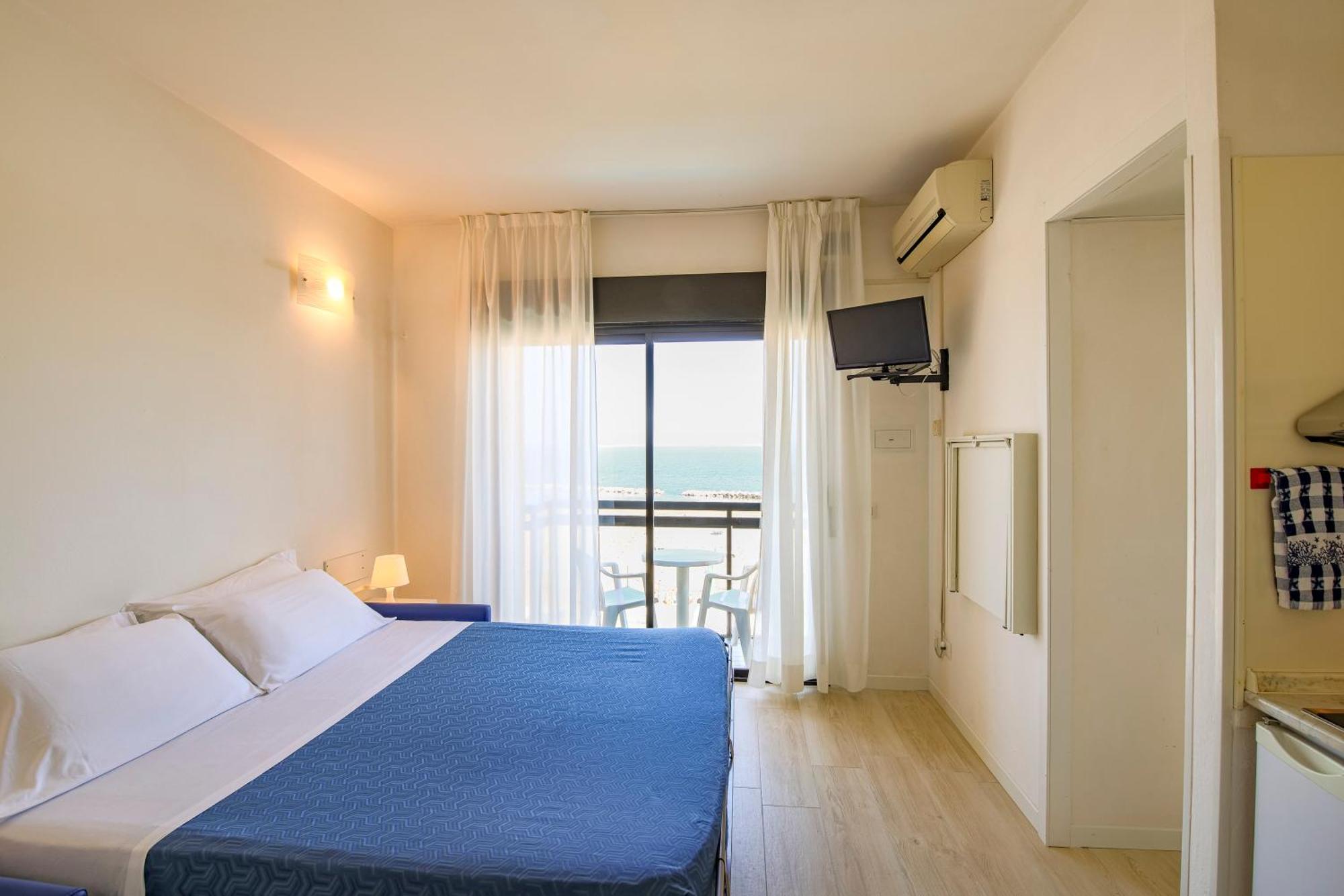 Rex Residence Hotel Cattolica Eksteriør billede