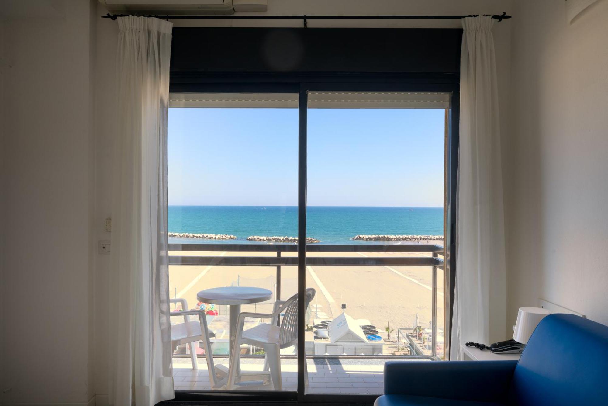 Rex Residence Hotel Cattolica Eksteriør billede